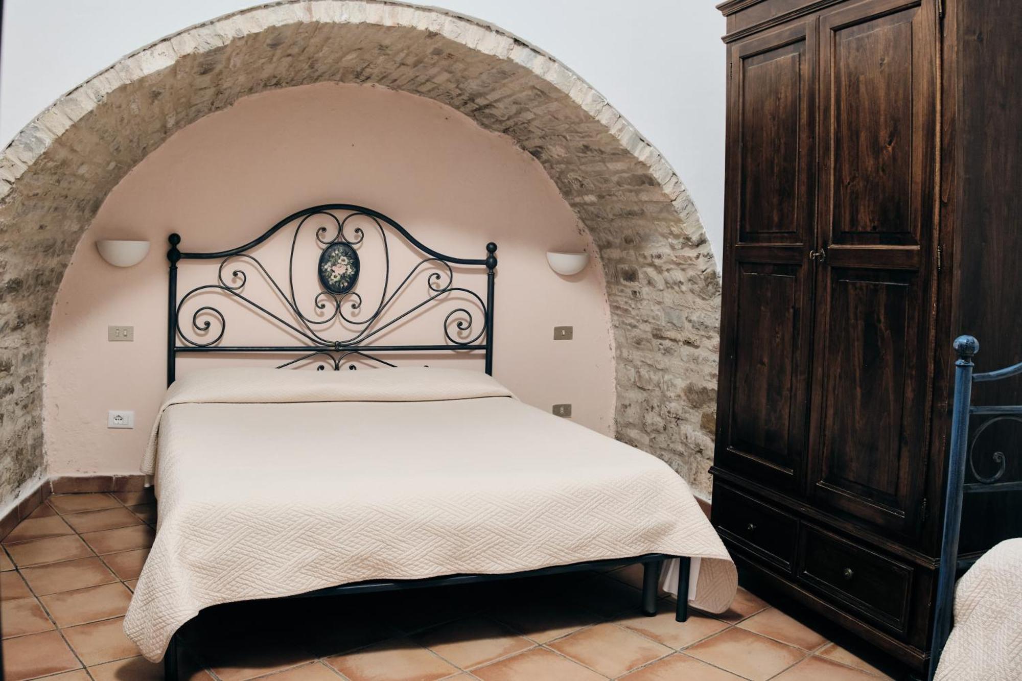 Le Copertelle Bed & Breakfast Serra San Quirico Exterior foto
